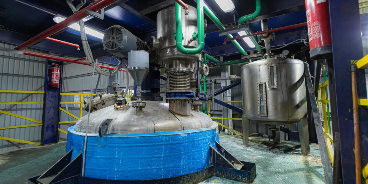 Golden Black for Petrochemicals volunteer for local charity